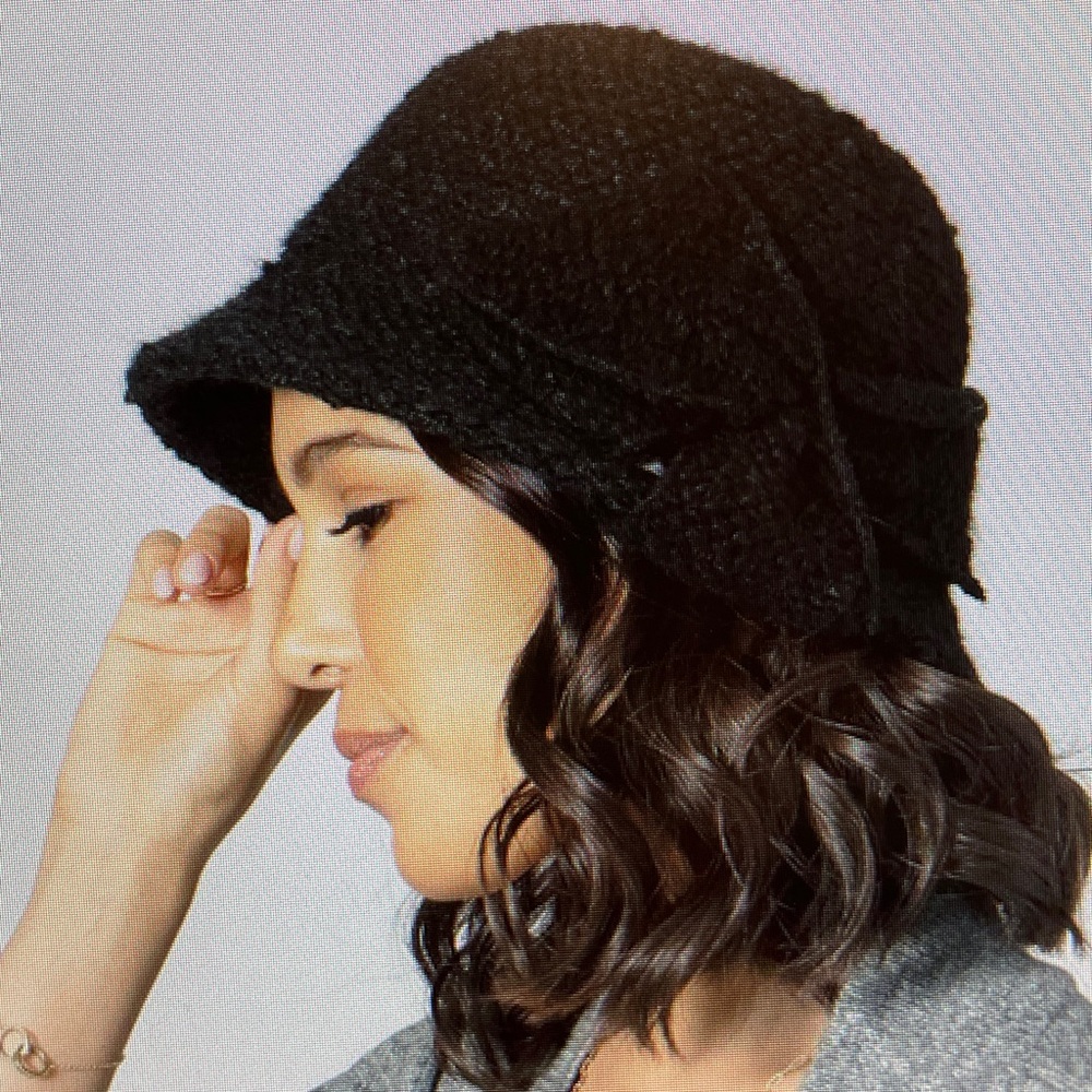 San Diego Hat Co Black Textured Cloche Hat – Vintage Bow Winter Chic